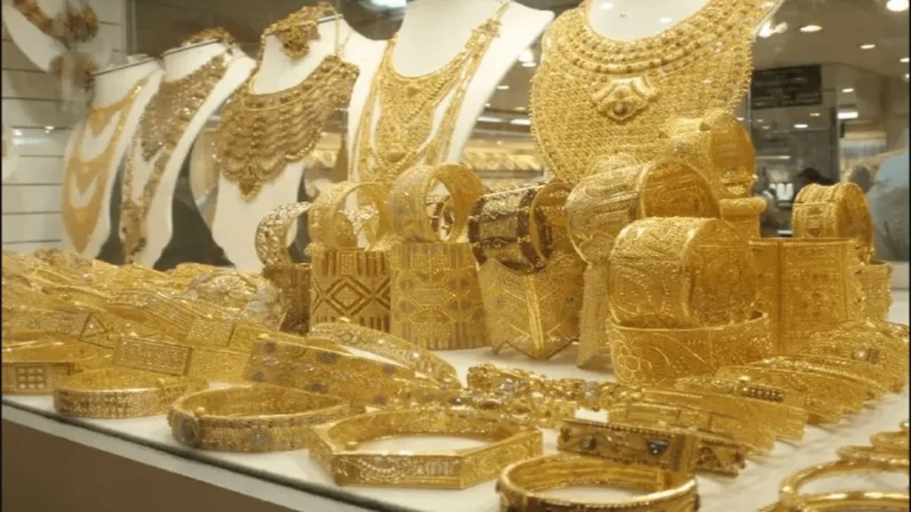 ارتفاع سعر جرام الذهب عيار 18 في أسواق الإمارات اليوم 7 مارس